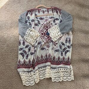 Jolt Cream Paisley Open-Front Tunic with Burgundy Accents